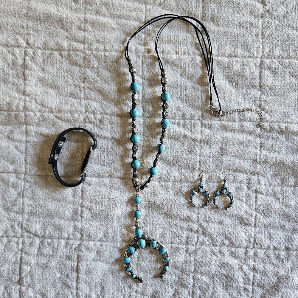 Shyanne jewelry set (0726)
